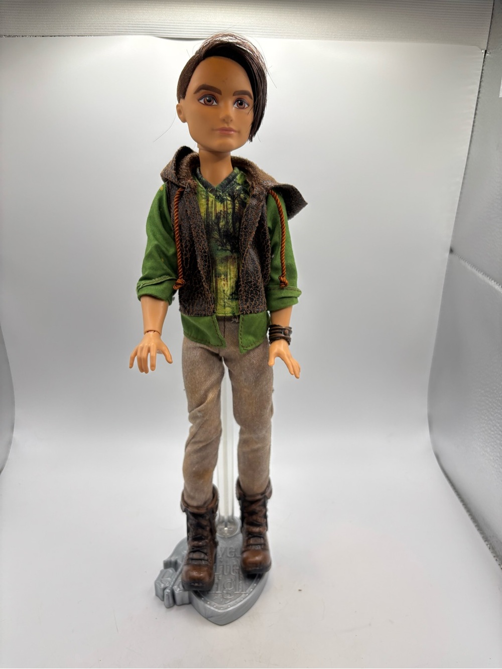 Ever After High First Chapter Original Hunter Huntsman Doll Clothes Boots Stand